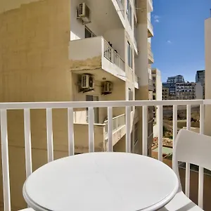 2-bedroom And Penthouse With Jacuzzi Appartement